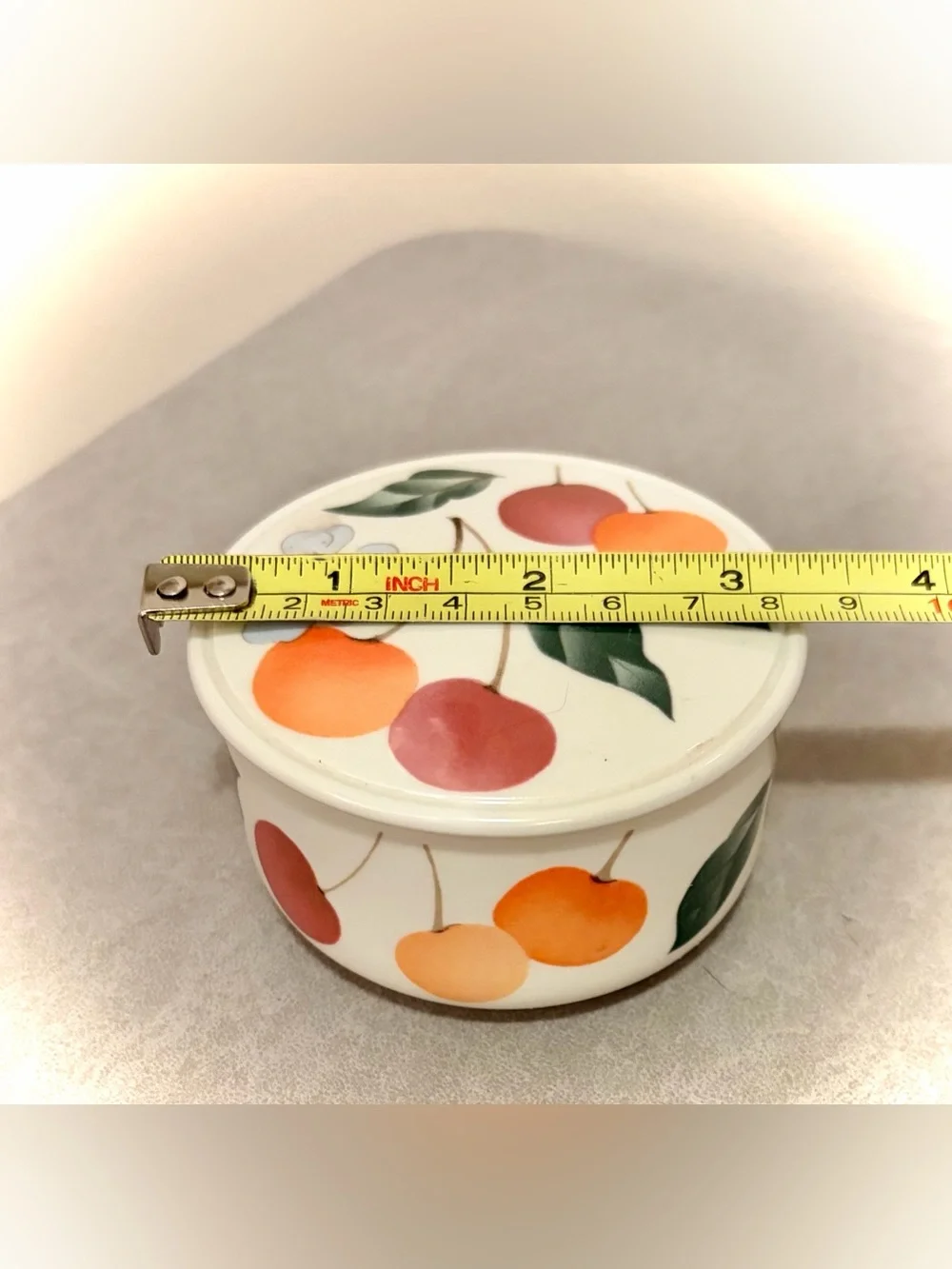Vintage Villeroy & Boch Amigo Porcelain Trinket Box Cherries Peaches Flowers